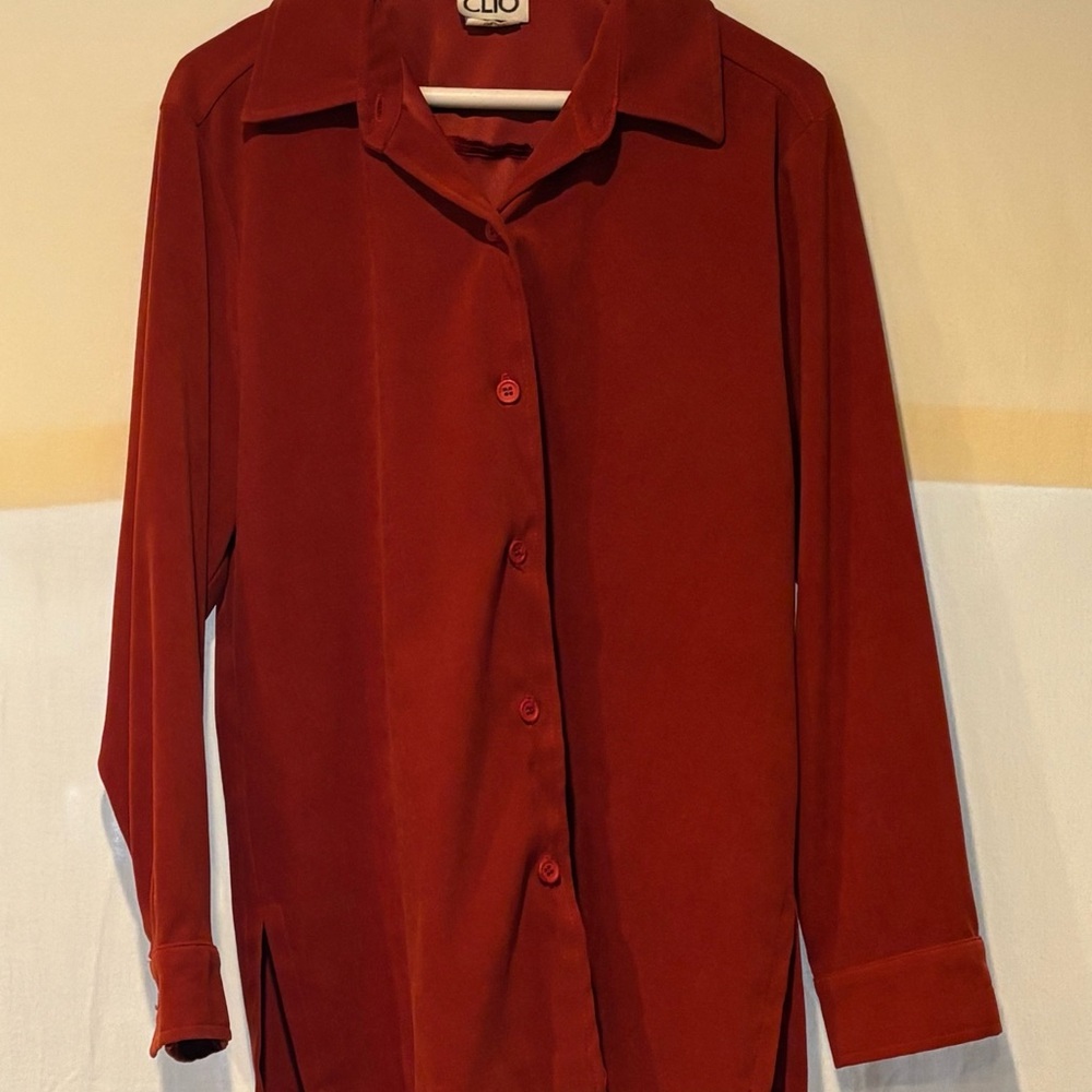 Clio Heavy Rust Shirt. Over shirt. Size M. Side Slits